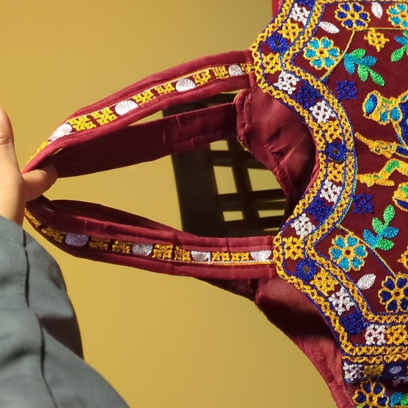 Rajasthani‎ Handbags For Women - Picture 5 of 13